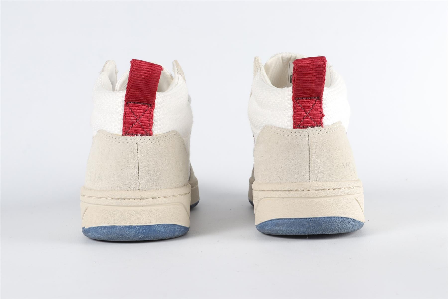 VEJA WHITE SUEDE SNEAKERS EU 38, UK 5, US 7