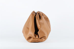 BOTTEGA VENETA BROWN POUCH LARGE LEATHER CLUTCH
