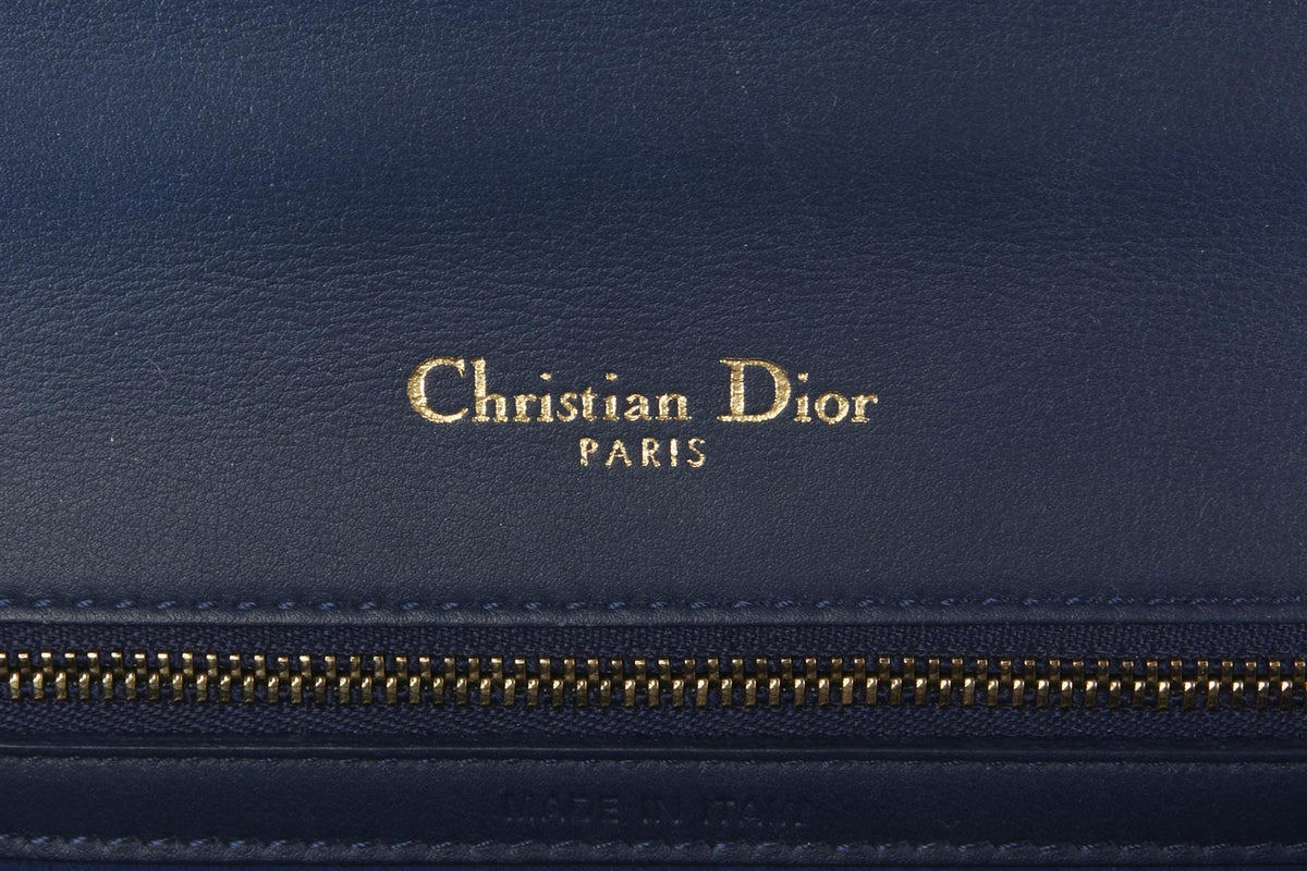 CHRISTIAN DIOR NAVY DIORAMA MEDIUM LEATHER SHOULDER BAG