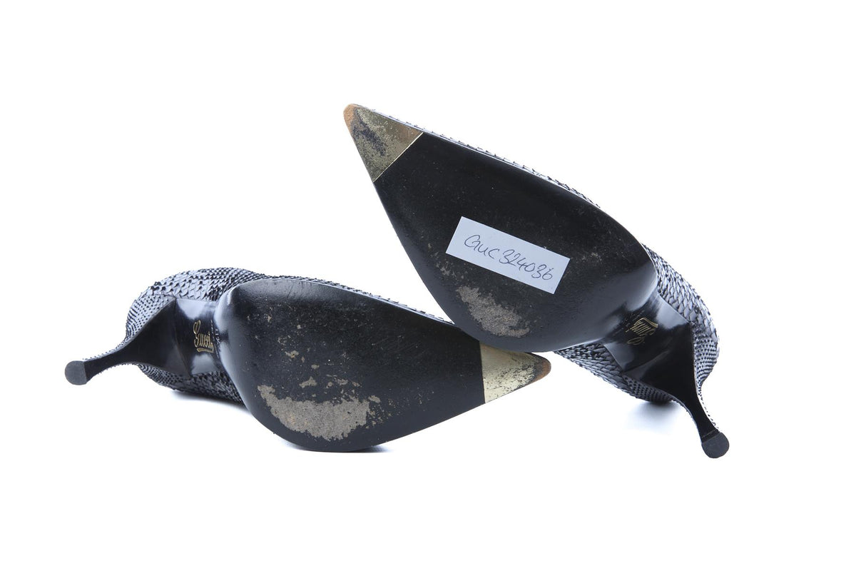 GUCCI BLACK SNAKESKIN PUMPS US 7.5 UK 4.5 EU 37.5