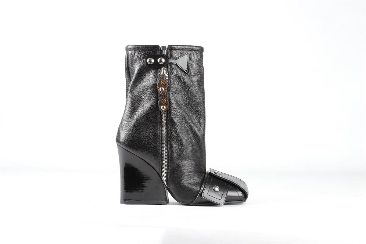 LOUIS VUITTON BLACK PATTI LEATHER ANKLE BOOTS EU 39 UK 6.5 US 9.5