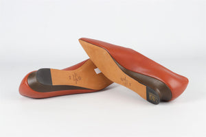 LORO PIANA TAN LEATHER PUMPS EU 37.5 UK 4.5 US 7.5