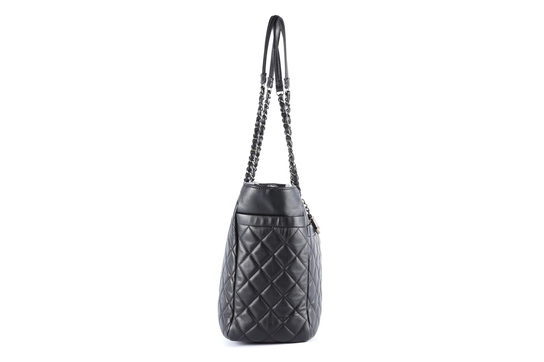 CHANEL BLACK 2014 SMALL QUILTED LEATHER TOTE BAG