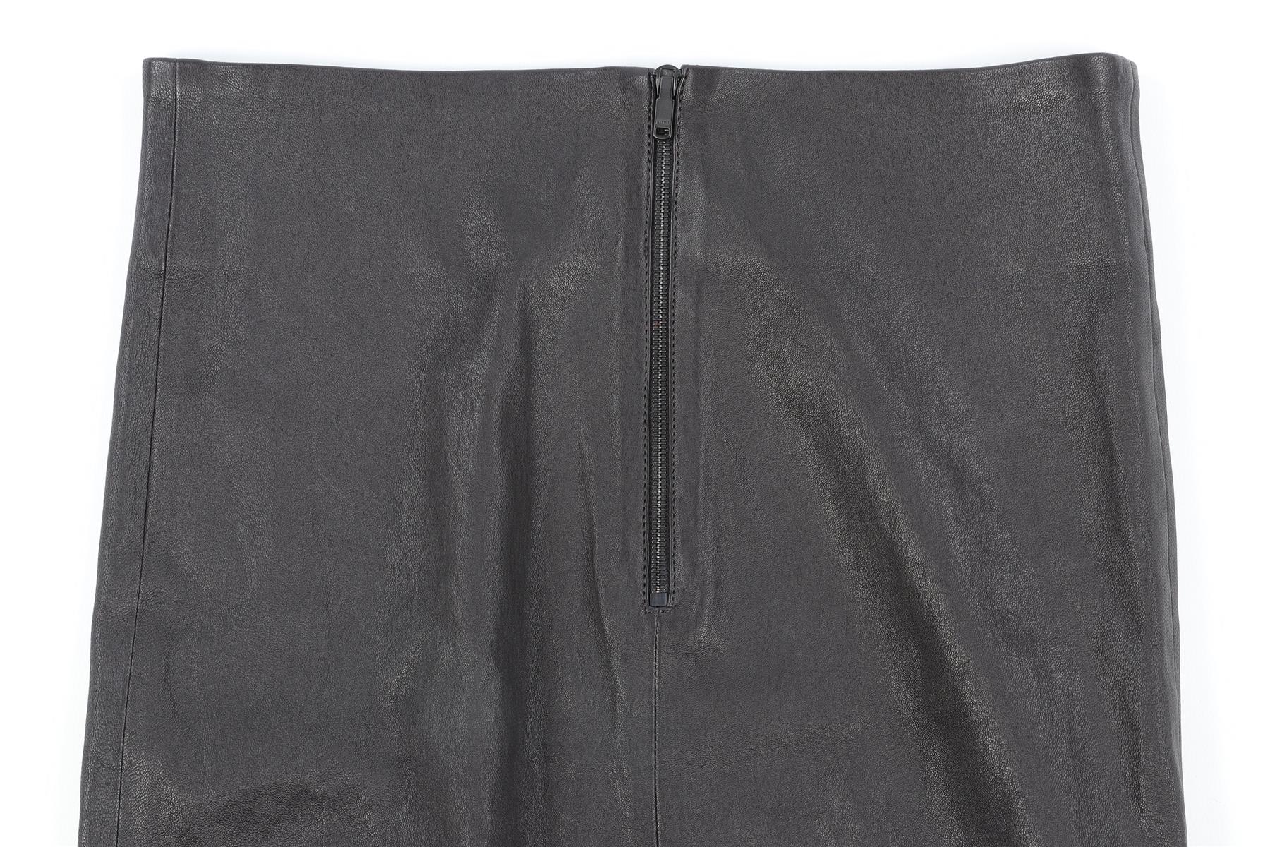 JITROIS BLACK LEATHER MINI SKIRT FR 34 UK 6
