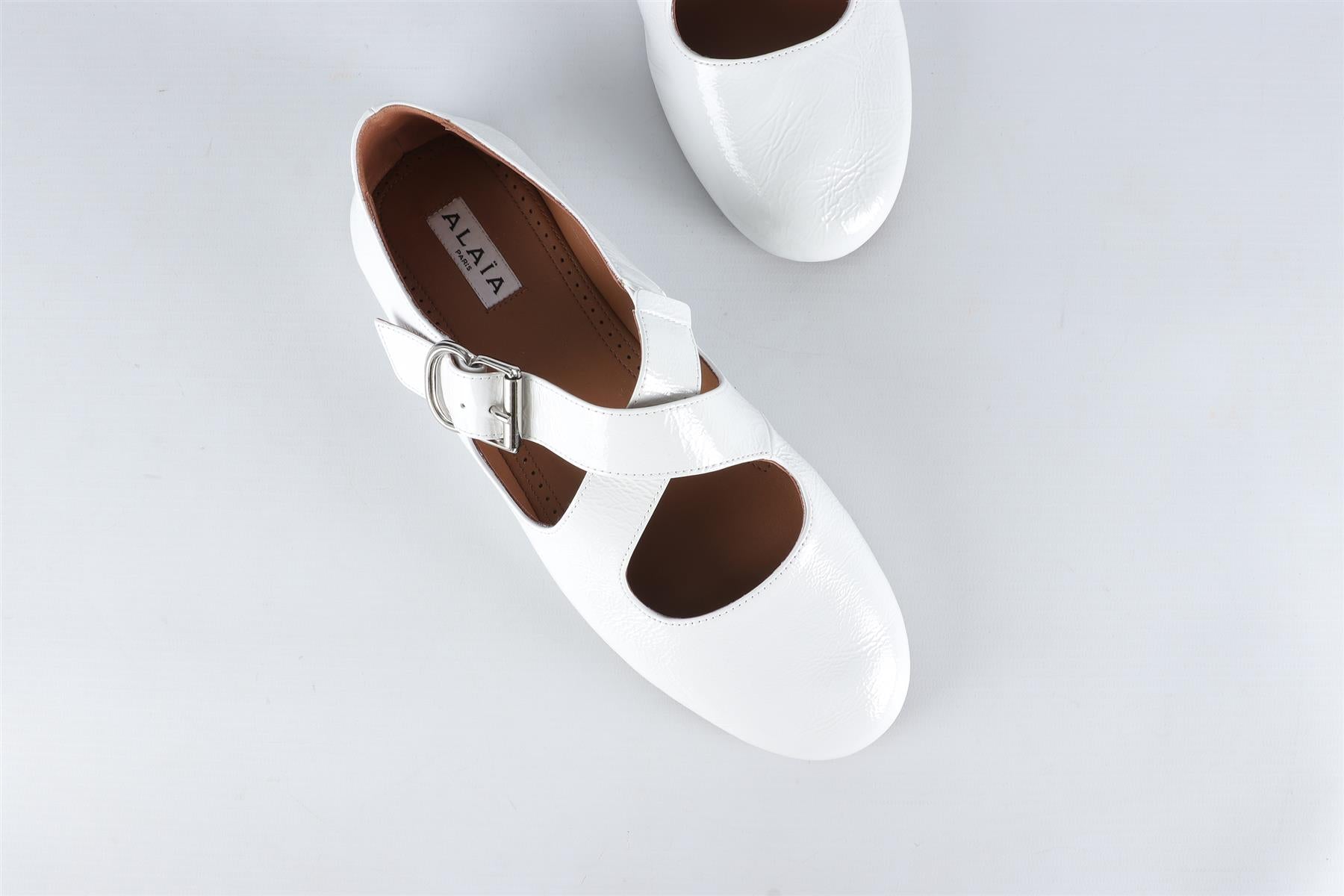 ALAÏA WHITE CRISS CROSS LEATHER BALLET FLATS EU 38.5 UK 5.5 US 8.5