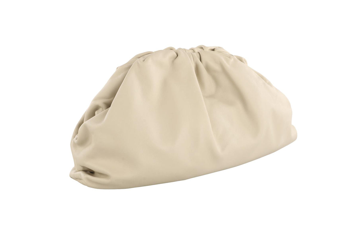 BOTTEGA VENETA ECRU POUCH LARGE LEATHER CLUTCH