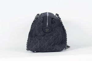 CHANEL 2009 CC QUILTED DENIM SHOULDER BAG