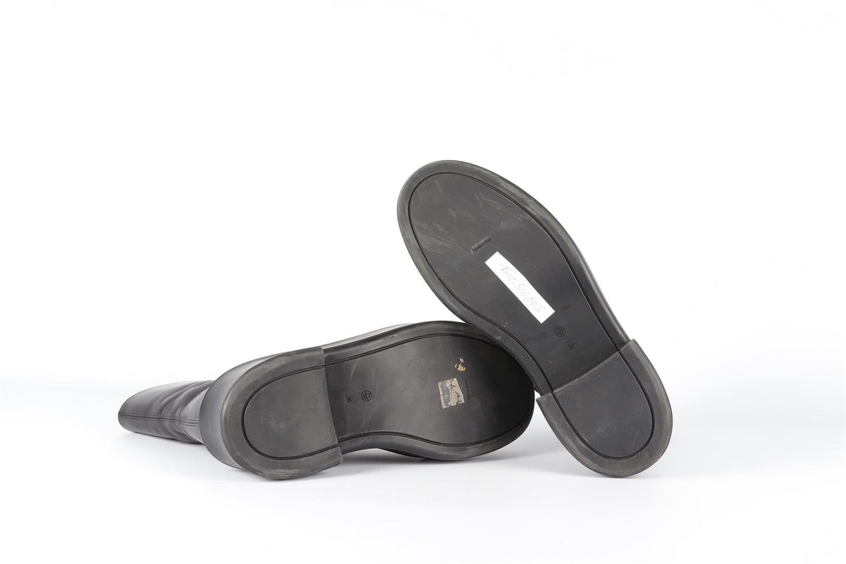 THE ROW BLACK LEATHER ANKLE BOOTS EU 39 UK 6 US 9