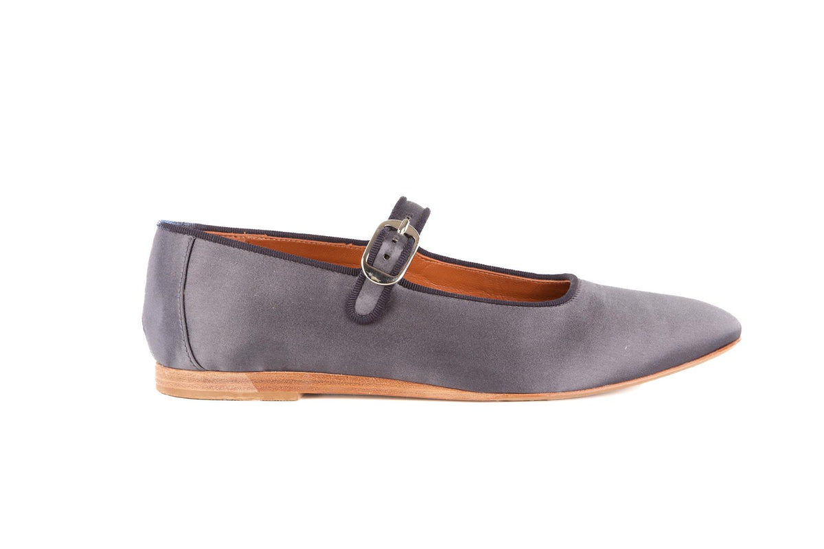 LE MONDE BERYL NAVY SATIN BALLET FLATS EU 38.5 UK 5.5 US 8.5