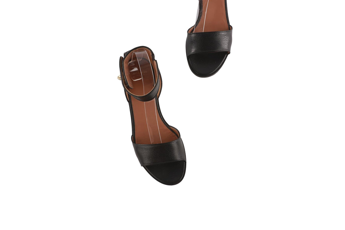 GIVENCHY BLACK LEATHER SANDALS EU 39 UK 6 US 9