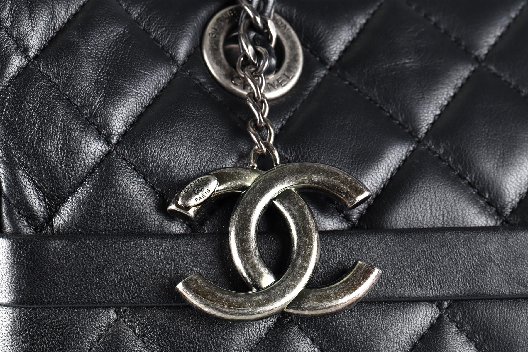 CHANEL BLACK 2014 SMALL QUILTED LEATHER TOTE BAG