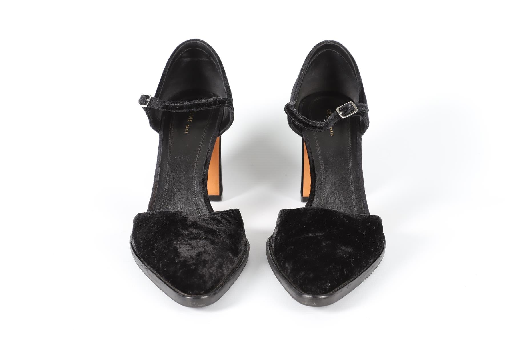 CELINE BLACK VELVET PUMPS EU 39 UK 6 US 9