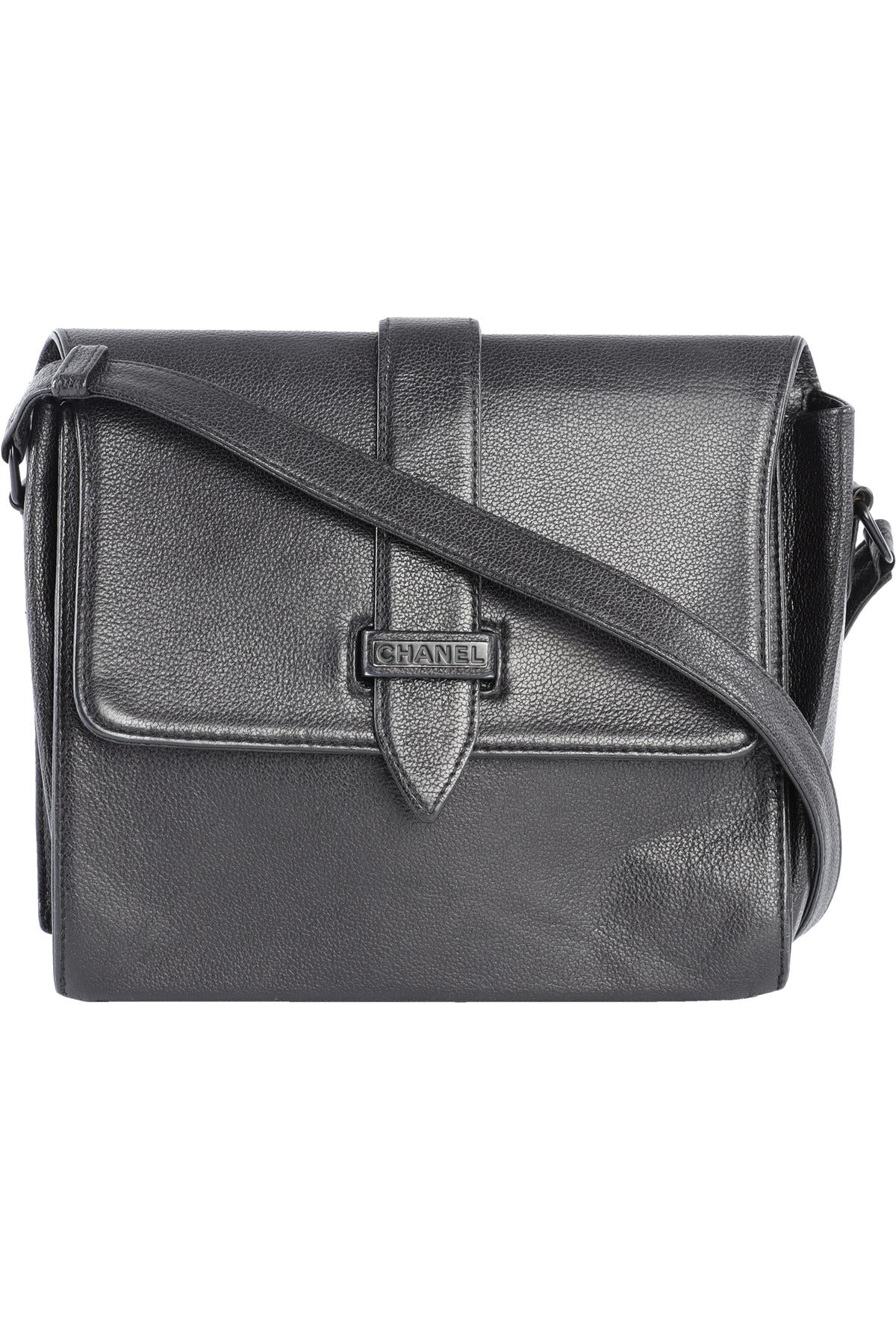 CHANEL BLACK 2000 - 2002 LEATHER SHOULDER BAG