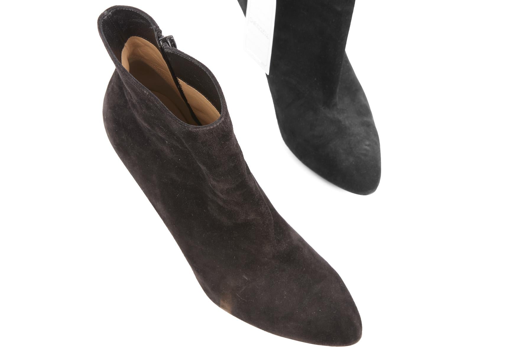 CHRISTIAN LOUBOUTIN BLACK SUEDE ANKLE BOOTS EU 39 UK 6 US 9