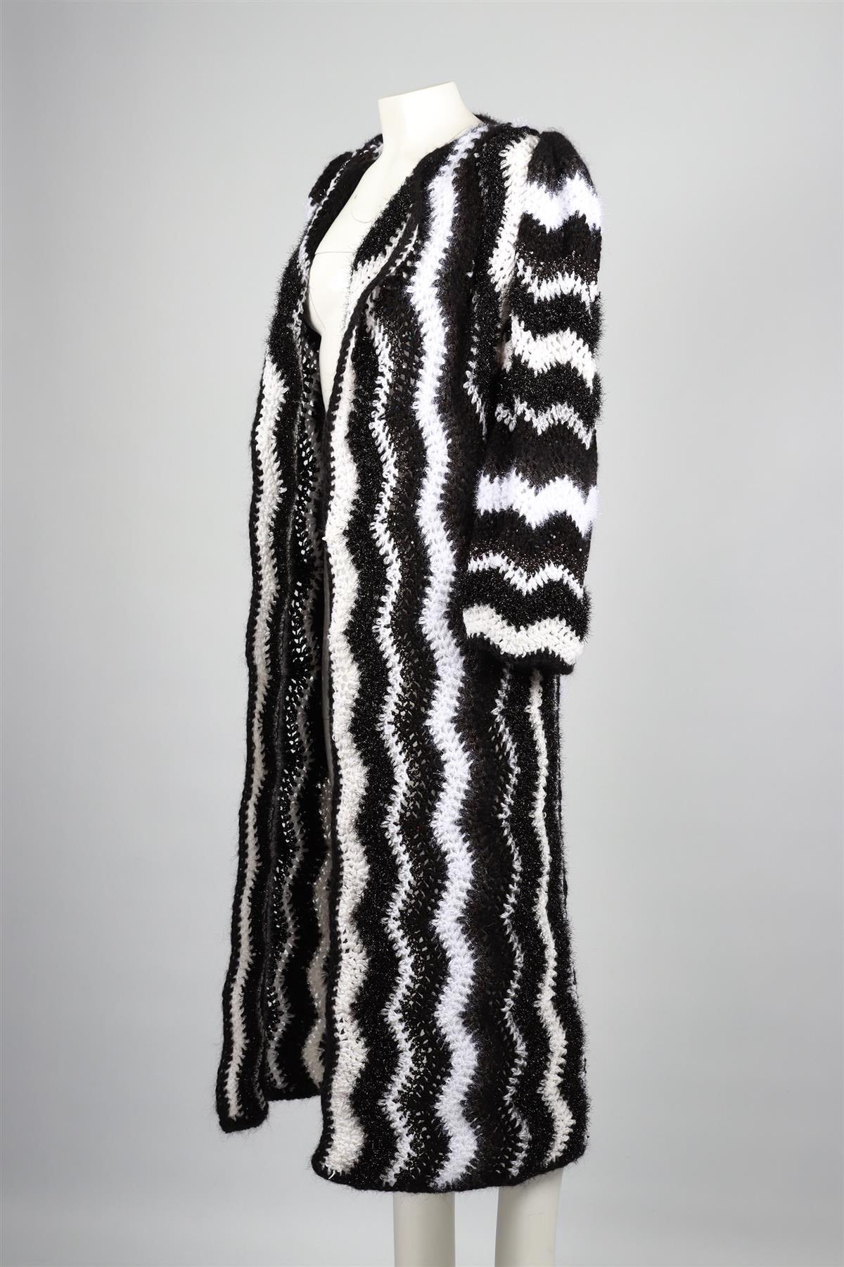 MARIDRUNA BLACK AND WHITE WOOL CARDIGAN ONE SIZE