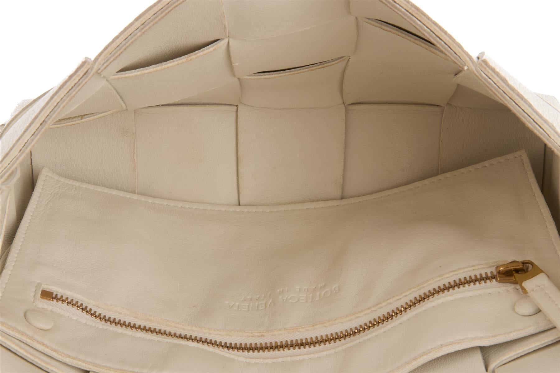 BOTTEGA VENETA WHITE CASSETTE SMALL INTRECCIATO LEATHER SHOULDER BAG
