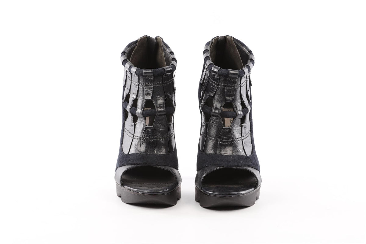 CAMILLA SKOVGAARD NAVY SUEDE ANKLE BOOTS EU 40 UK 7 US 10
