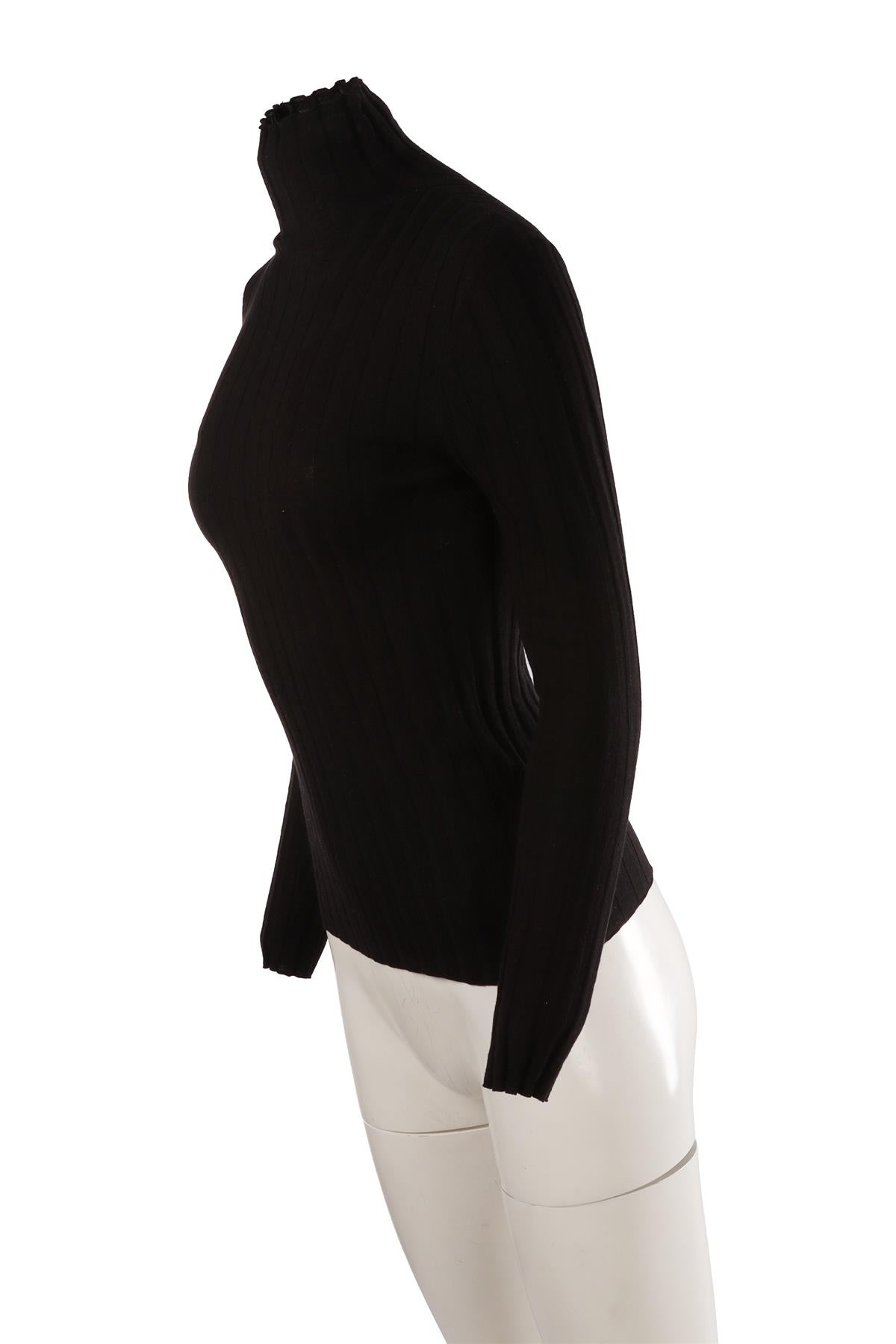BLACK WOOL TOP