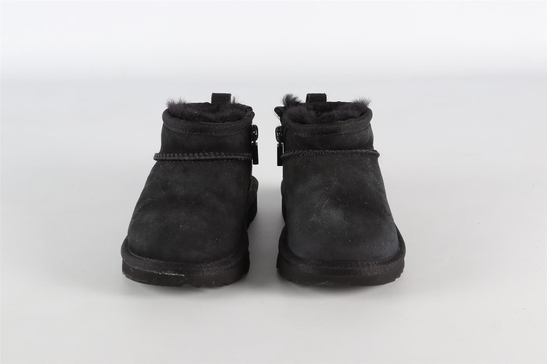 UGG BLACK KIDS GIRLS BOOTS EU 28.5 UK 10, US 11