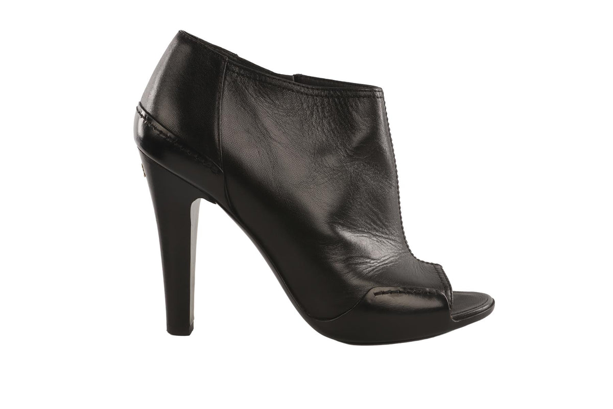 CHANEL BLACK 2014 LEATHER ANKLE BOOTS EU 37.5 UK 4.5 US 7.5