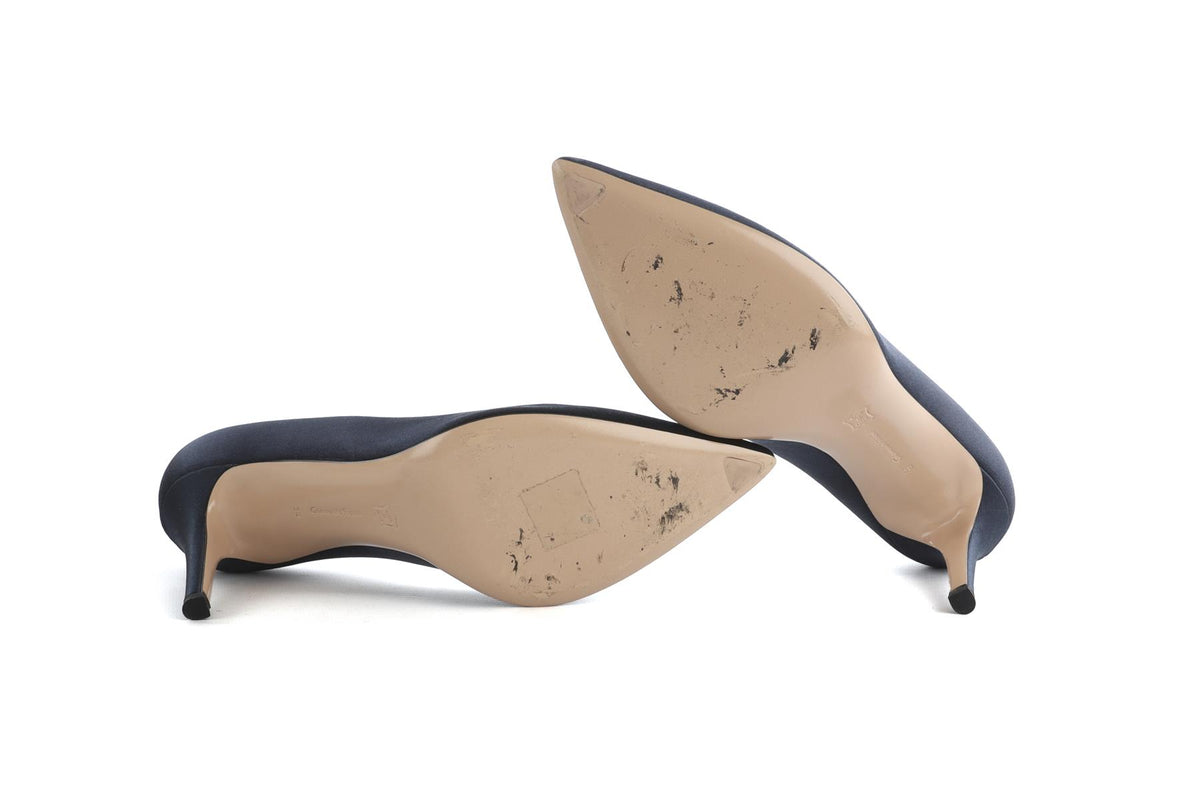 GIANVITO ROSSI NAVY SUEDE PUMPS EU 38 UK 5 US 8