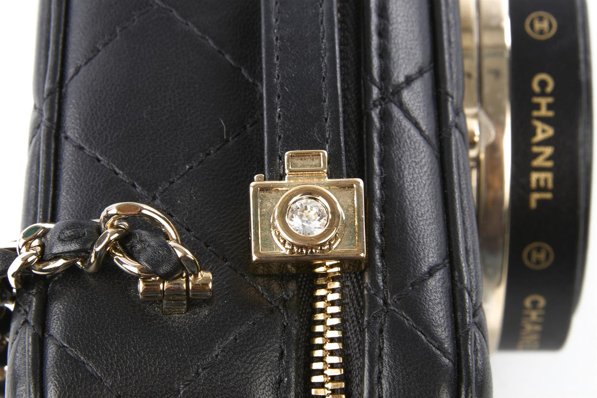 CHANEL BLACK 2024 CAMERA QUILTED LEATHER SHOULDER BAG
