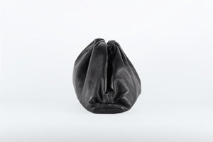 BOTTEGA VENETA BLACK THE POUCH LARGE LEATHER CLUTCH