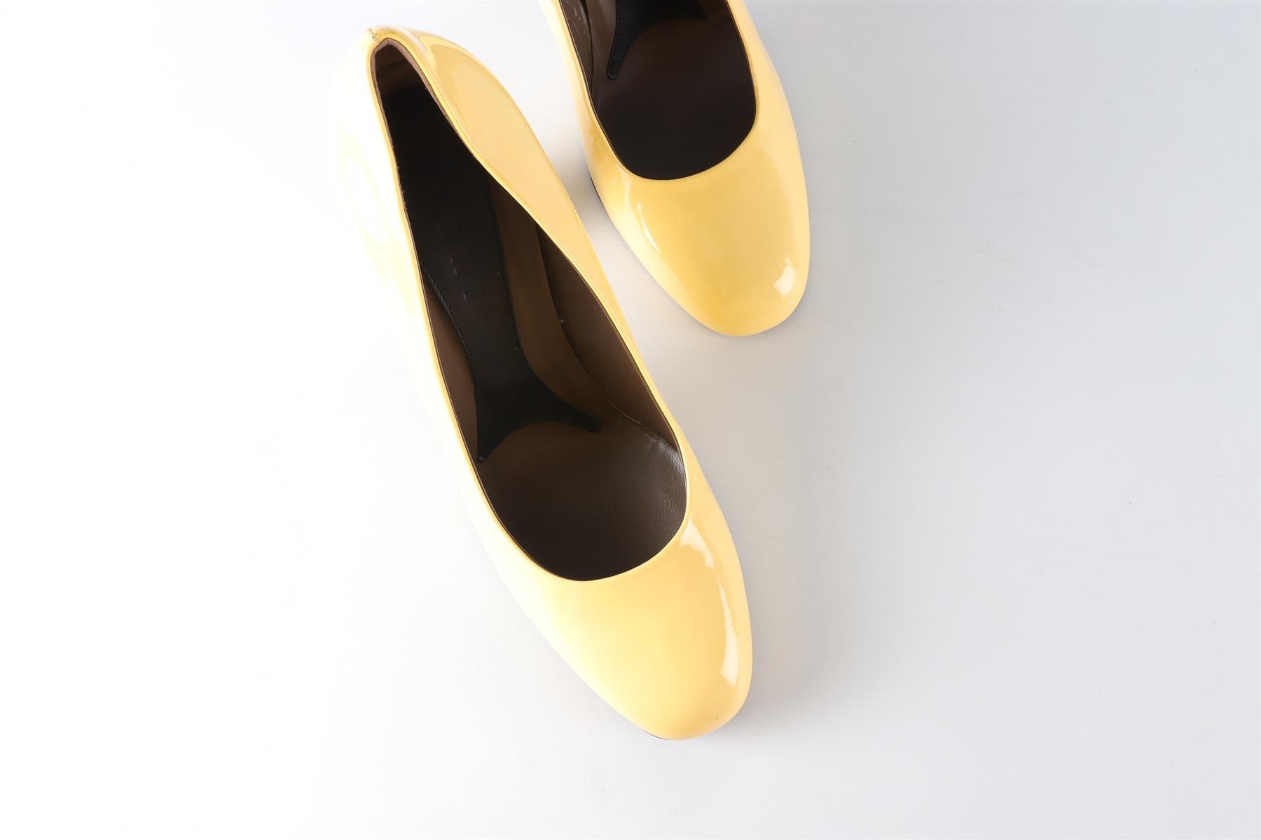 MARNI YELLOW PATENT LEATHER PUMPS EU 39.5 UK 6.5 US 9.5