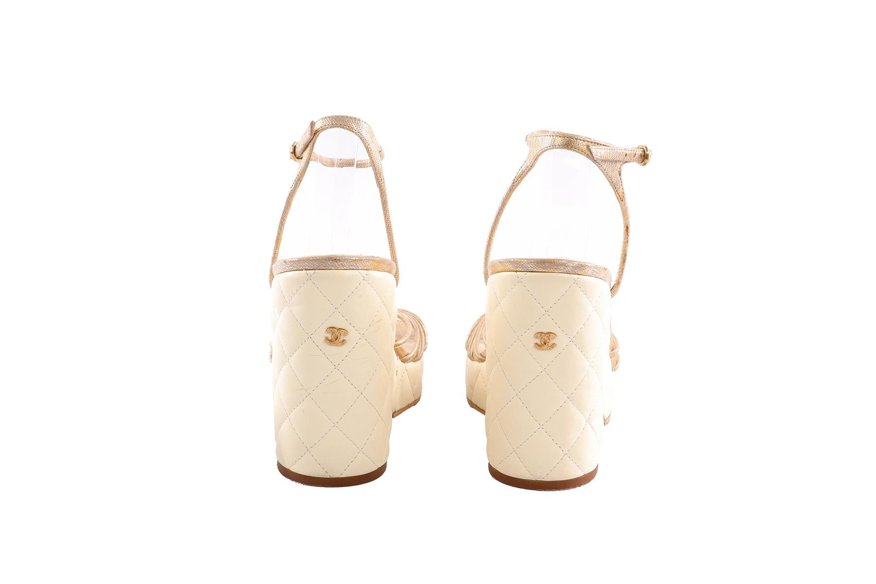 CHANEL IVORY 2013 LEATHER WEDGES SANDALS EU 38