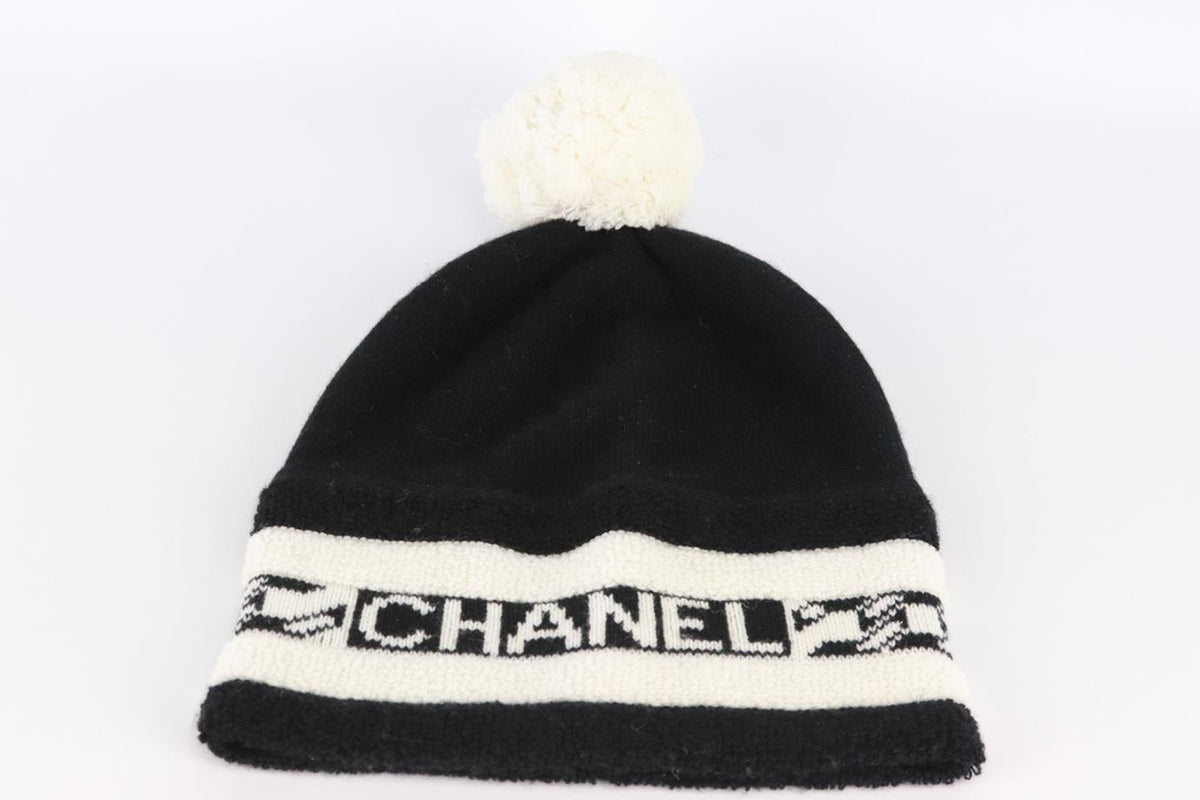 CHANEL 2020 LOGO INTARSIA CASHMERE BEANIE ONE SIZE