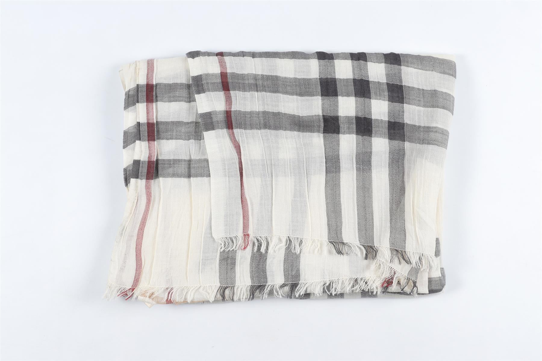 BURBERRY CREAM WOOL SCARF ONE SIZE
