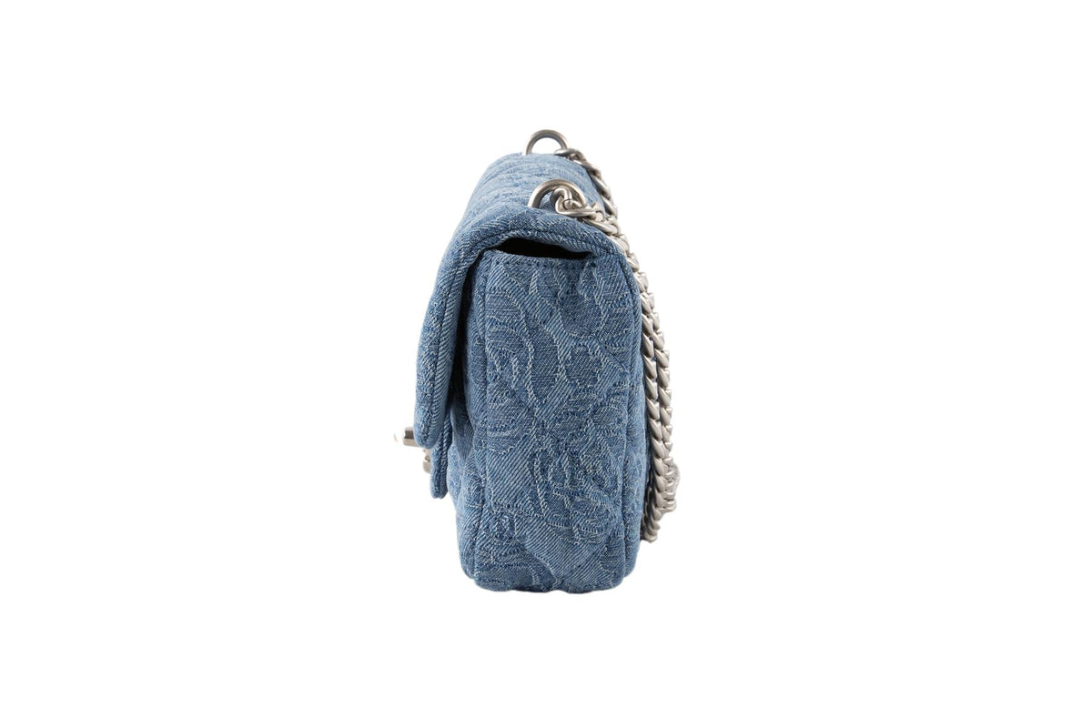 CHANEL BLUE 2023 CAMELLIA SWEETHEART FLAP SMALL QUILTED DENIM SHOULDER BAG