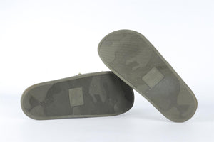 VALENTINO GARAVANI GREEN ROCKSTUD RUBBER SLIDES EU 38 UK 5 US 8