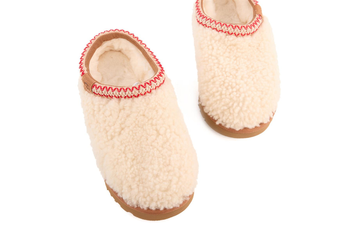UGG CREAM SLIPPERS UK 6 EU 39 US 8