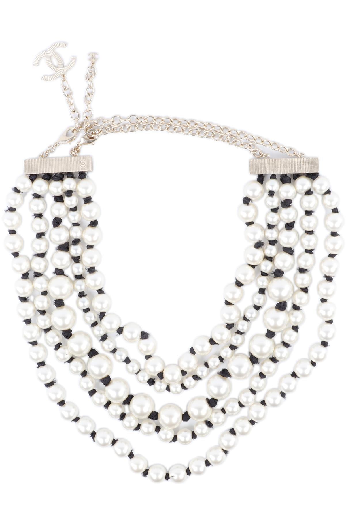 CHANEL IVORY 2016 CC PEARL NECKLACE
