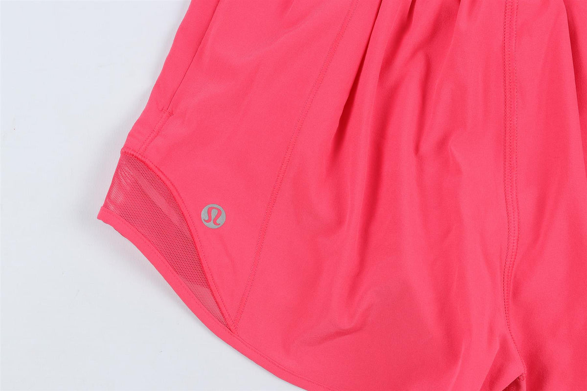 LULULEMON PINK SHORTS US 0 UK 4