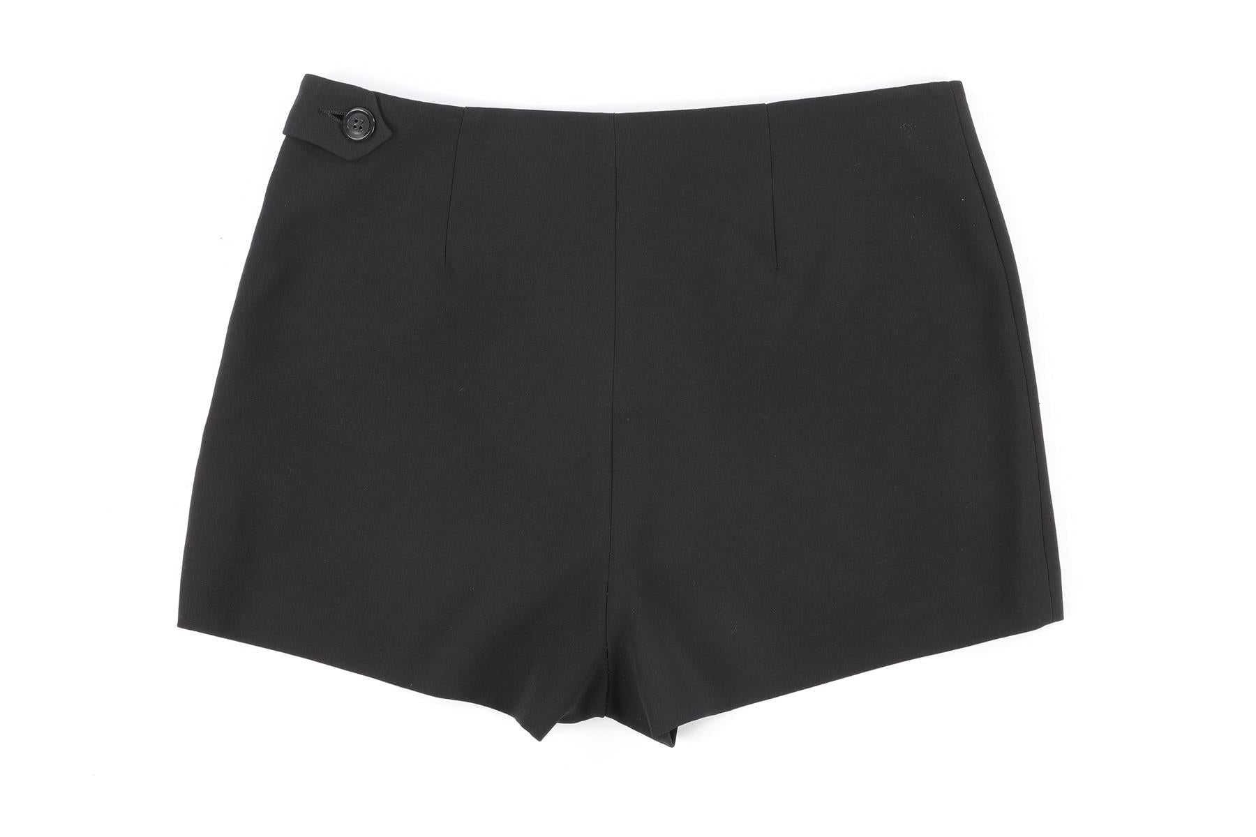 MOSCHINO BLACK WOVEN SHORTS IT 40 UK 8