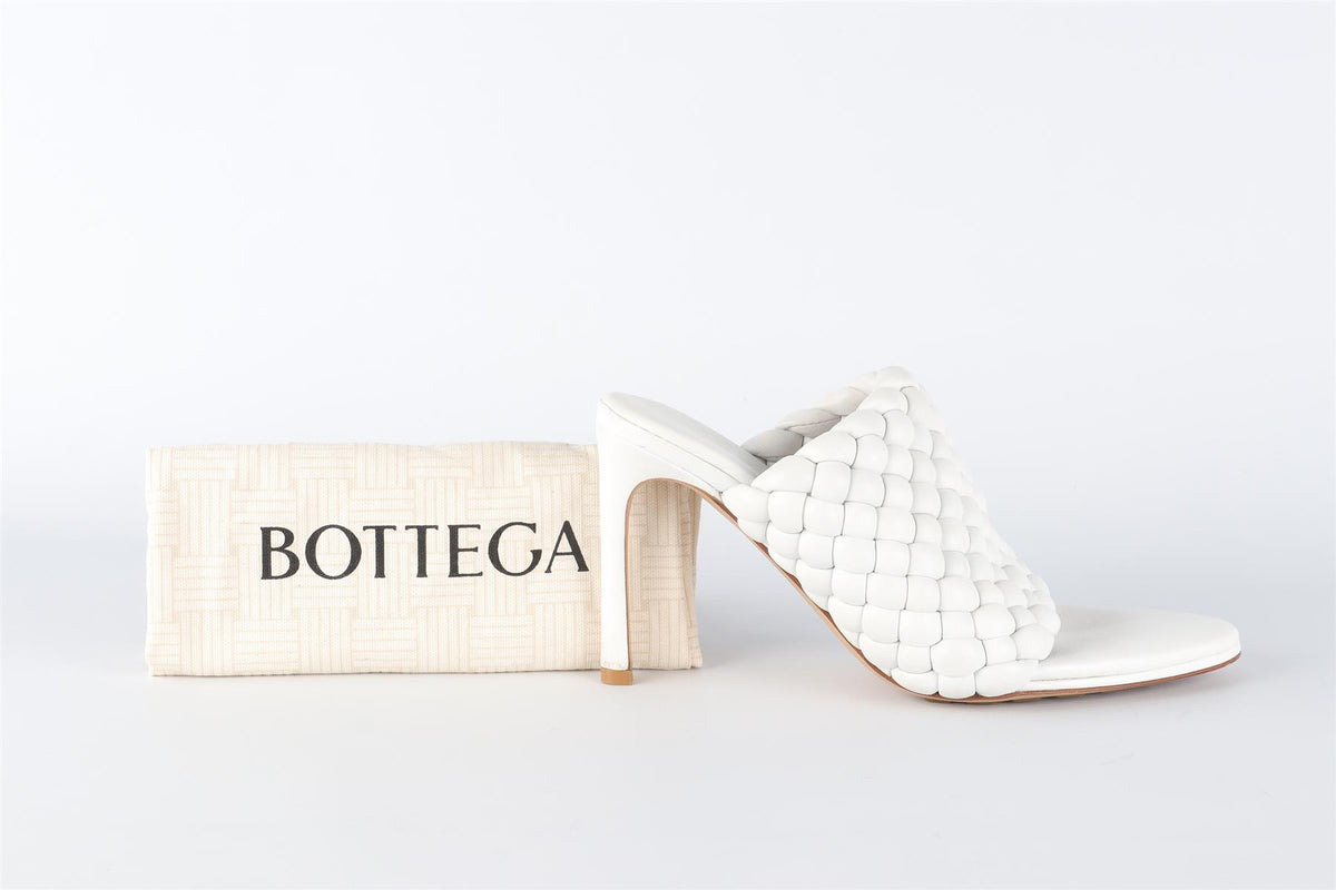 BOTTEGA VENETA WHITE LEATHER MULES EU 39 UK 6 US 9