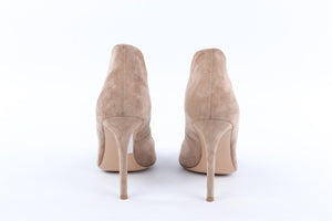 GIANVITO ROSSI TAN SUEDE PUMPS EU 38.5 UK 5.5 US 8.5