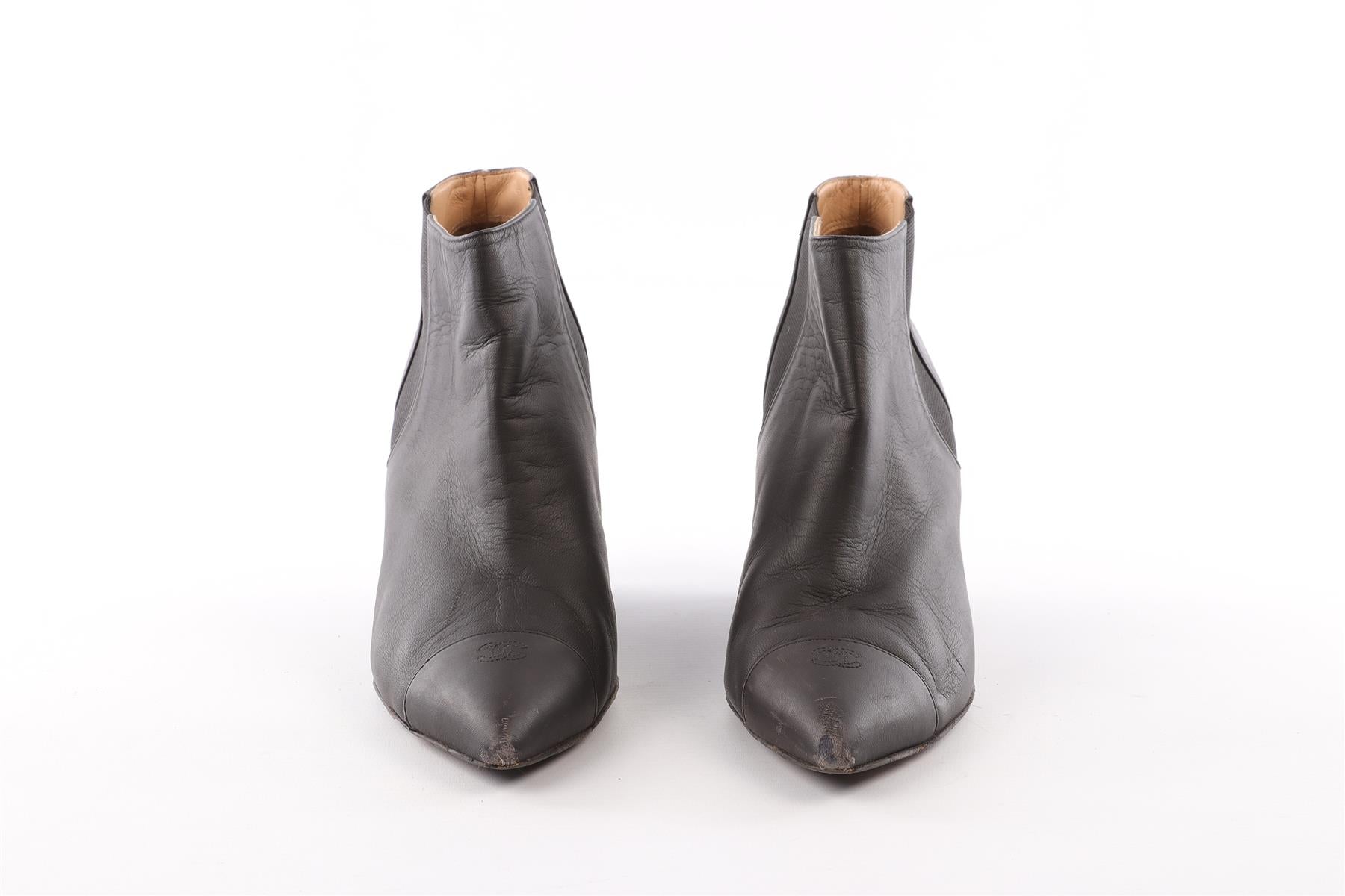 CHANEL BLACK LEATHER ANKLE BOOTS EU 40 UK 7 US 10