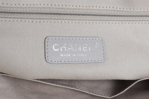 CHANEL ECRU 2016-2017 DEAUVILLE MEDIUM LEATHER TOTE BAG