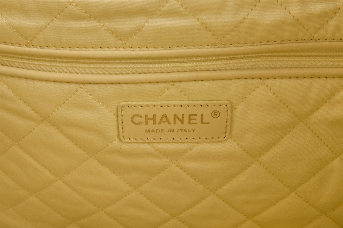 CHANEL YELLOW 2023 22 SMALL QUILTED LEATHER SHOULDER BAG