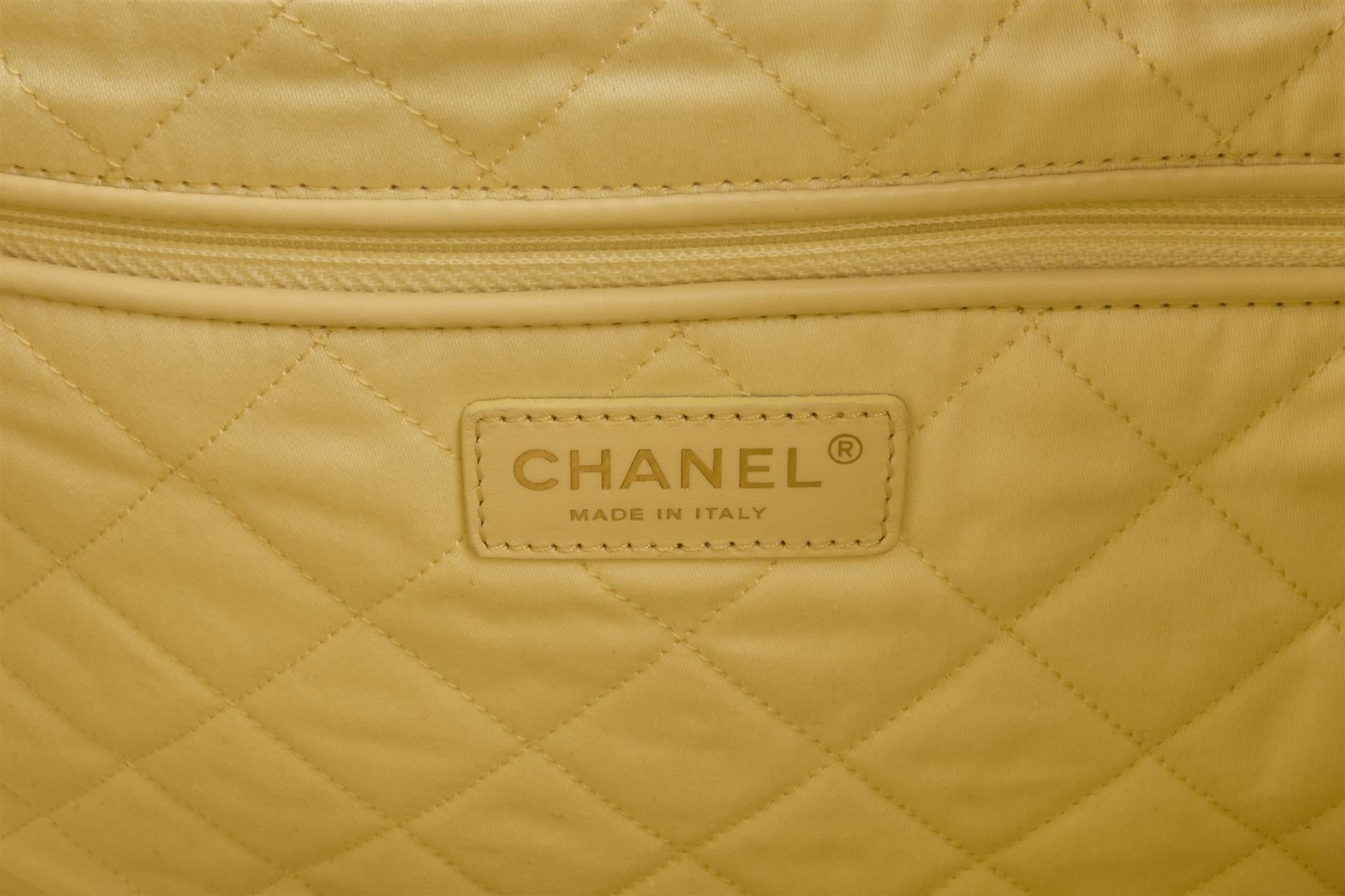 CHANEL YELLOW 2023 22 SMALL QUILTED LEATHER SHOULDER BAG