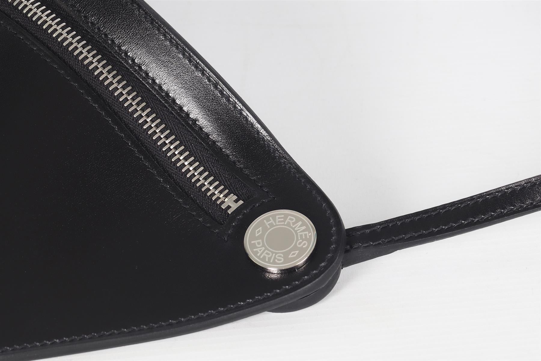 HERMÈS BLACK 2024 PETITE COURSE BOX LEATHER SHOULDER BAG IN NOIR