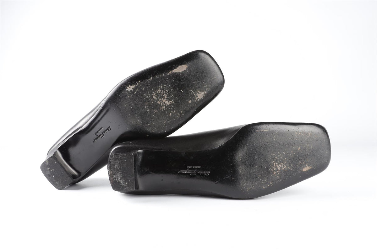 SALVATORE FERRAGAMO BLACK LEATHER LOAFERS EU 37.5 UK 4.5 US 7.5