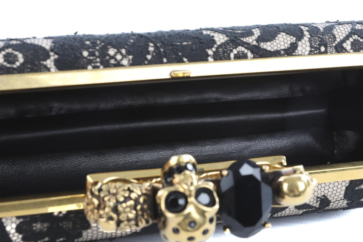 ALEXANDER MCQUEEN BLACK KNUCKLE LACE CLUTCH