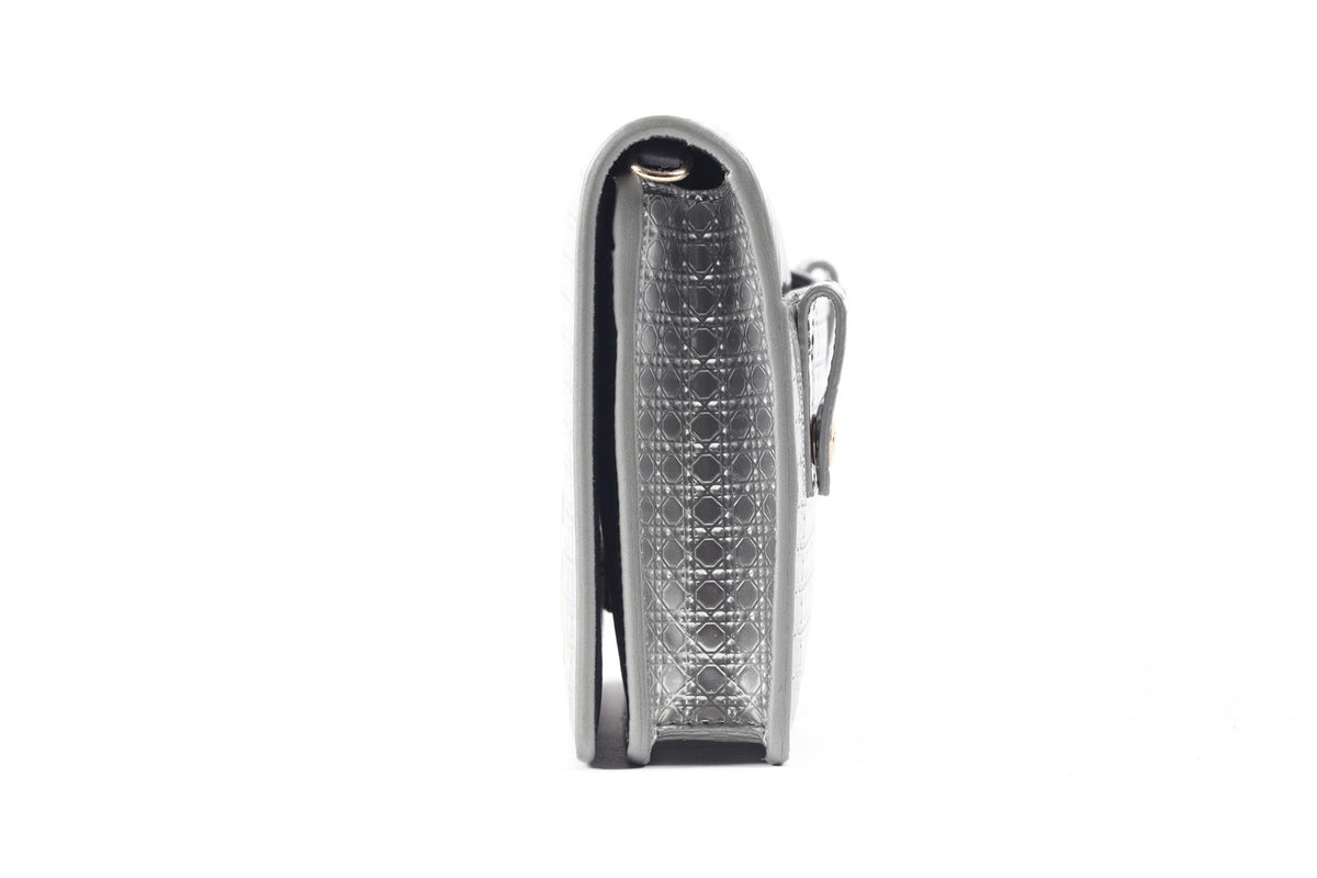 CHRISTIAN DIOR SILVER 30 MONTAIGNE 2 IN 1 MICRO CANNAGE LEATHER BAG