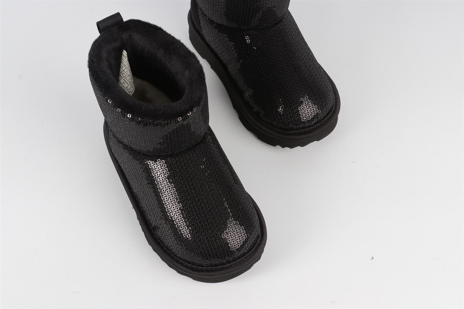 UGG BLACK GIRLS BOOTS UK 9 EU 27.5 US 10