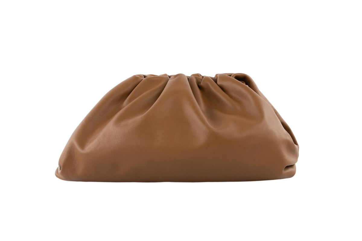 BOTTEGA VENETA BROWN POUCH LARGE LEATHER CLUTCH