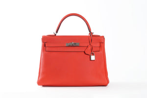 HERMÈS RED 2018 KELLY RETOURNE 32 CM TOGO LEATHER BAG IN CAPUCINE